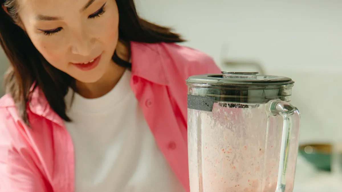 How We Tested Personal Blenders