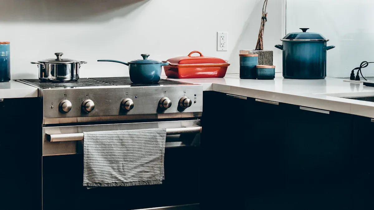 Crockpot Multicooker vs. Traditional Slow Cooker and Pressure Cooker