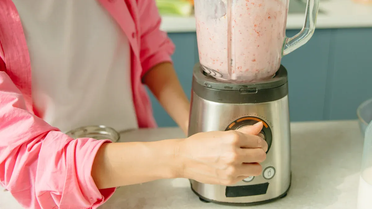 Comparing Blender Types and Brands for Smoothie Success