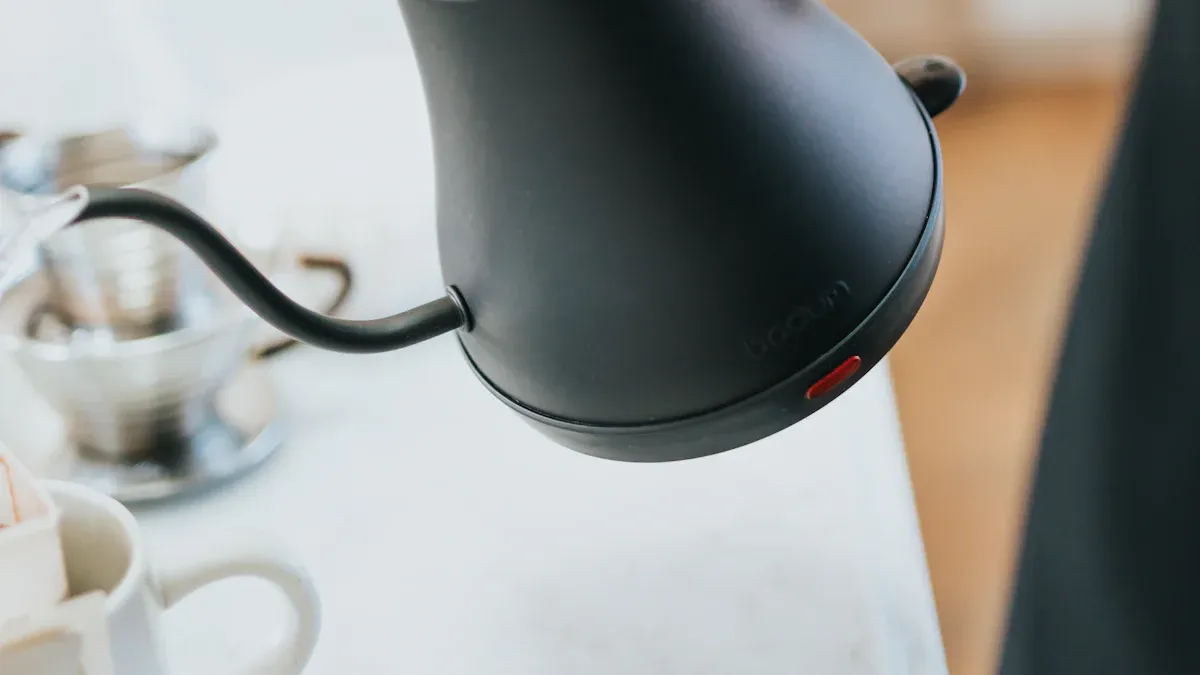 Gooseneck Kettle vs. Regular Kettle: Precision Pouring Comparison