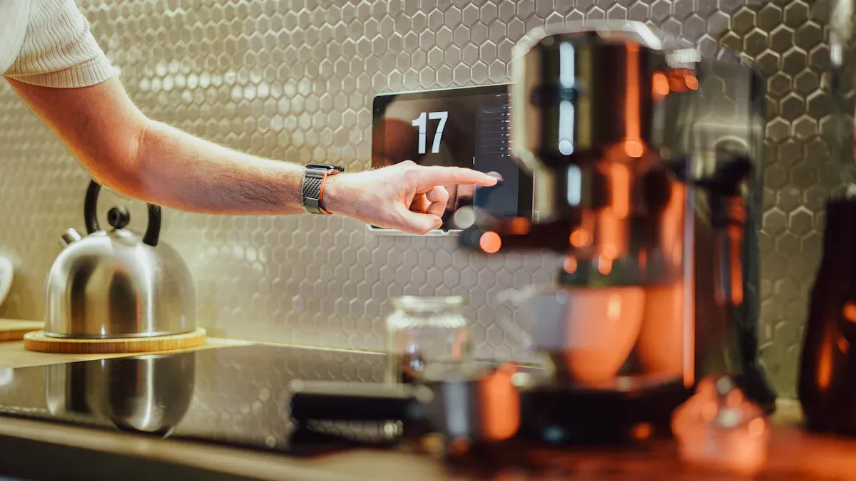 Common and Advanced Multicooker Pot Materials in 2025