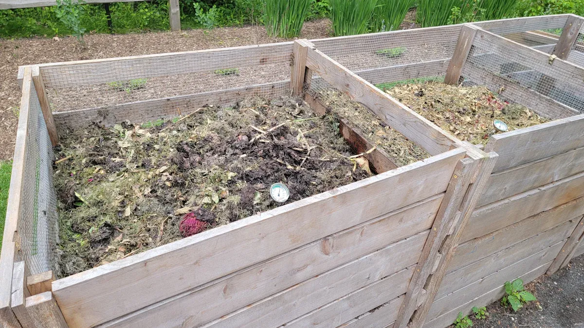 Benefits of Composting with the WL-S3 for Home and Garden