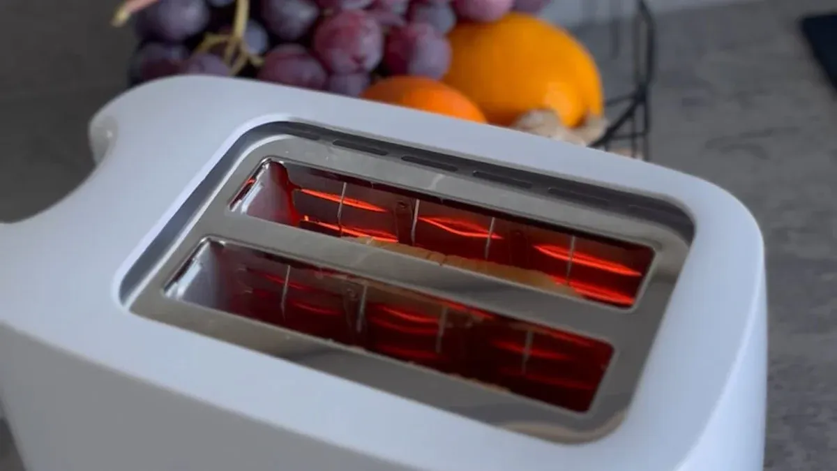 Even Toasting Technology: The Best Toaster for Consistent Results